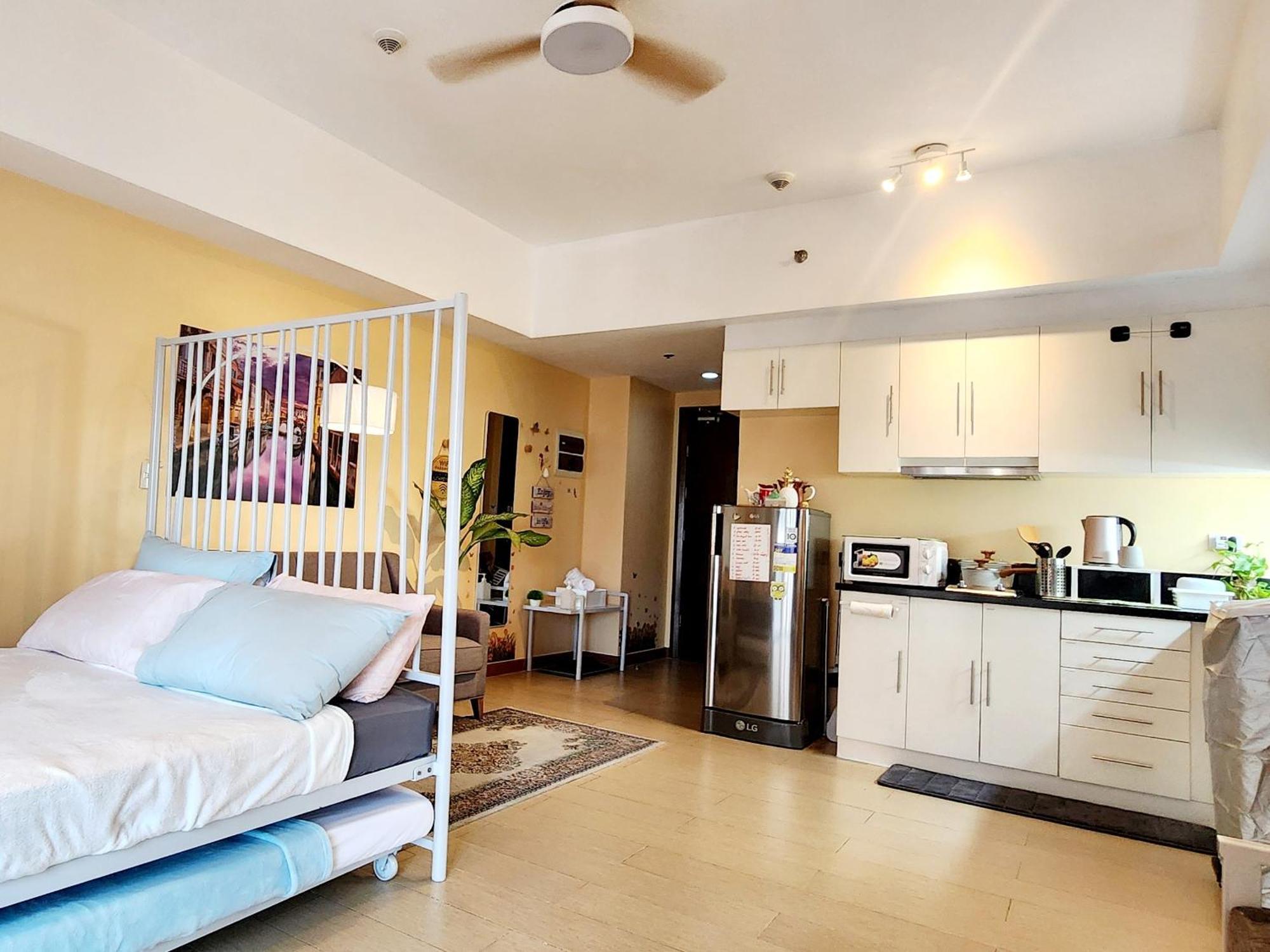 Spacious Cozy Suite At The Venice Mall With Free Parking And Washing Machine (Adults Only) Taguig Quarto foto